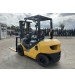 Xe nâng 2.5 tấn Komatsu chui công 4 mét 3 tầng nâng FD25T-17 máy 4D94LE 2016